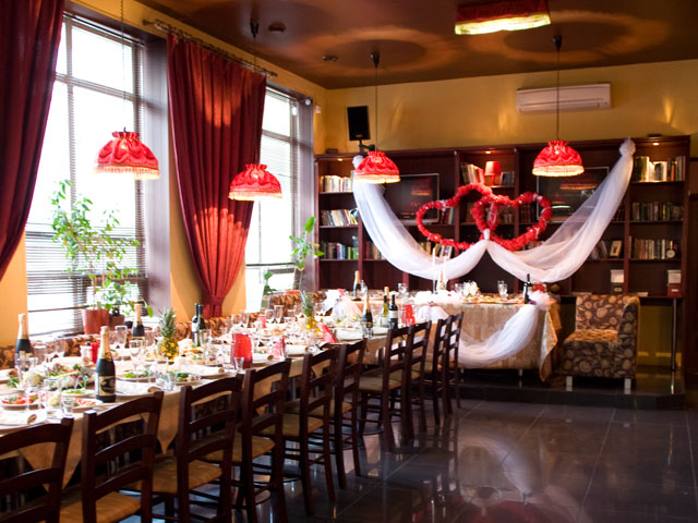 фотография зала Рестораны BookBar на 2 мест Краснодара